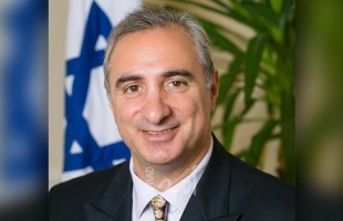 إسرائيل تعين "إيتان نائيه" كأول سفير لها في البحرين