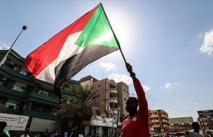 السودان: حاكم دارفور يعلن عن سقوط قتلى وجرحى في إطلاق نار