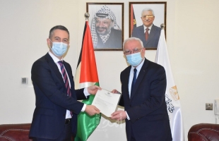 المالكي يتسلم نسخة من أوراق اعتماد "ممثل أستراليا الجديد" لدى فلسطين