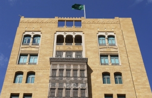 معارض سعودي في لبنان يهدد باستهداف السفارة السعودية في بيروت
