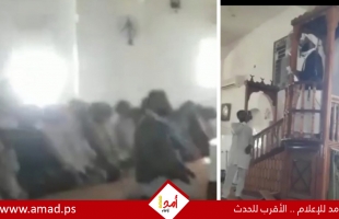 خطبة وصلاة في وقت واحد.. فتنة داخل مسجد بليبيا بسبب الإمام - شاهد