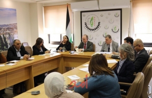 لجنة تقصي حقائق منظمة العمل الدولية تتسلم ورقة الحقائق المتعلقة بانتهاكات العمال الفلسطينيين