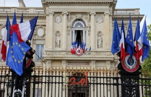 الخارجية الفرنسية: باريس تؤجل قرارها النهائي بشأن تعليق تمويل "الأونروا"
