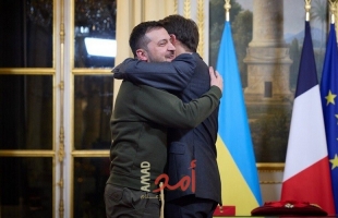 "الإليزيه": زيلينسكي وماكرون يناقشان "دعم أوكرانيا على المستويين العسكري والإنساني"