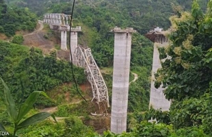 انهيار جسر بالهند يودي بحياة 26 عاملاً