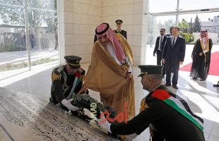 سفير السعودية يضع إكليلاً من الزهور على ضريح الشهيد الرمز "ياسر عرفات"