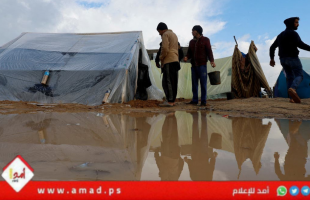 غرق عشرات الخيام ومراكز الإيواء نتيجة الأمطار الغزيرة في قطاع غزة