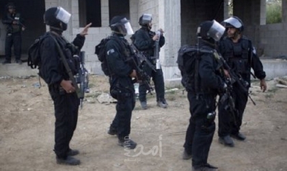 إعلام عبري: اعتقال عامل من غزة بادعاء نيته تنفيذ عملية