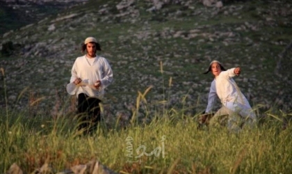 مستوطنون يقيمون خياماً بمنطقة "خلة حمد" في الأغوار الشمالية