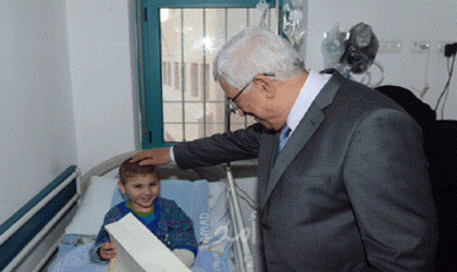 عباس يتفقد قسم الأطفال في المستشفى الاستشاري في رام الله