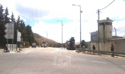 سلطات الاحتلال تحتجز مضخة باطون وخلاطين لشركة المرساة بسلفيت