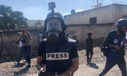 الخليل: إصابة شاب بالرصاص ومصور صحفي بقنبلة صوت واعتقال 3 موطنين في ترقوميا