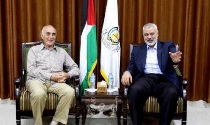 "أمد" يكشف رد الرئيس عباس على رسالة منيب المصري بعد لقاء هنية