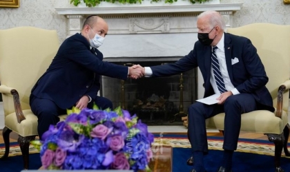 المونيتور: هل لقن الأمريكيون رئيس الوزراء الإسرائيلي "درسا" بشأن إيران؟