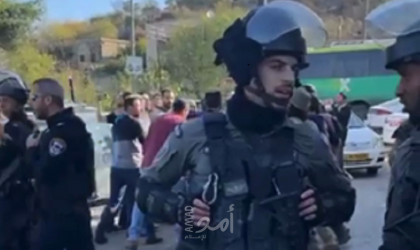نابلس: مستوطنون وقوات الاحتلال يعتدون على الصحفيين والمواطنين في "اللبن الشرقية"