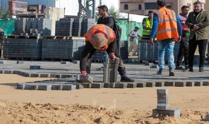 بلدية غزة تستكمل أعمال صيانة الشوارع المتضررة من العدوان شرق المدينة