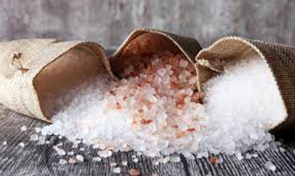 10 آثار جانبية سلبية للإفراط في تناول الملح