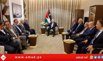 الرئيس عباس يستقبل وفد "الشعبية" المشارك في اجتماع الأمناء العامين