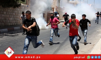 القدس: عشرات الإصابات بالاختناق في صفوف طلبة المدارس
