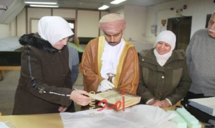 سلطنة عمان تعيد مخطوطاً تاريخياً نادراً إلى سوريا