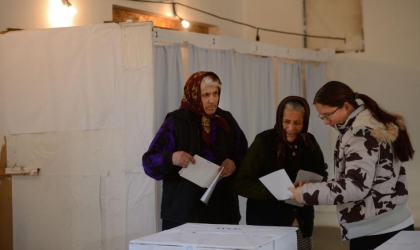 البلغار يدلون بأصواتهم في الانتخابات البرلمانية المبكرة