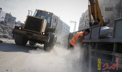 بلدية غزة تواصل أعمال صيانة شوارع المدينة لتسهيل حركة المرور