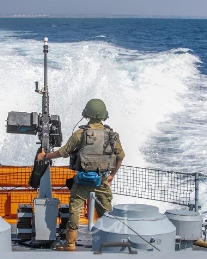 زوارق الاحتلال تهاجم مراكب الصيادين شمال قطاع غزة