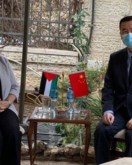 الكيلة تبحث مع السفير الصيني حجز جرعات من لقاح "كورونا" الذي تقوم بلاده بتطويره