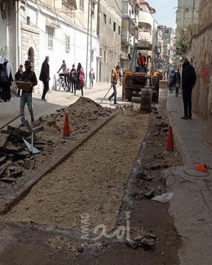 بلدية غزة تنجز أعمال صيانة في 35 شارعا ومنطقة خلال فبراير الماضي