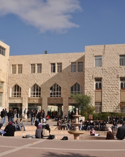 إصابات بالاختناق خلال مواجهات مع قوات الاحتلال بمحيط جامعة القدس في أبو ديس