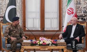 ف.تايمز: قائد الجيش الباكستاني منير يحث إيران على كبح الحوثيين